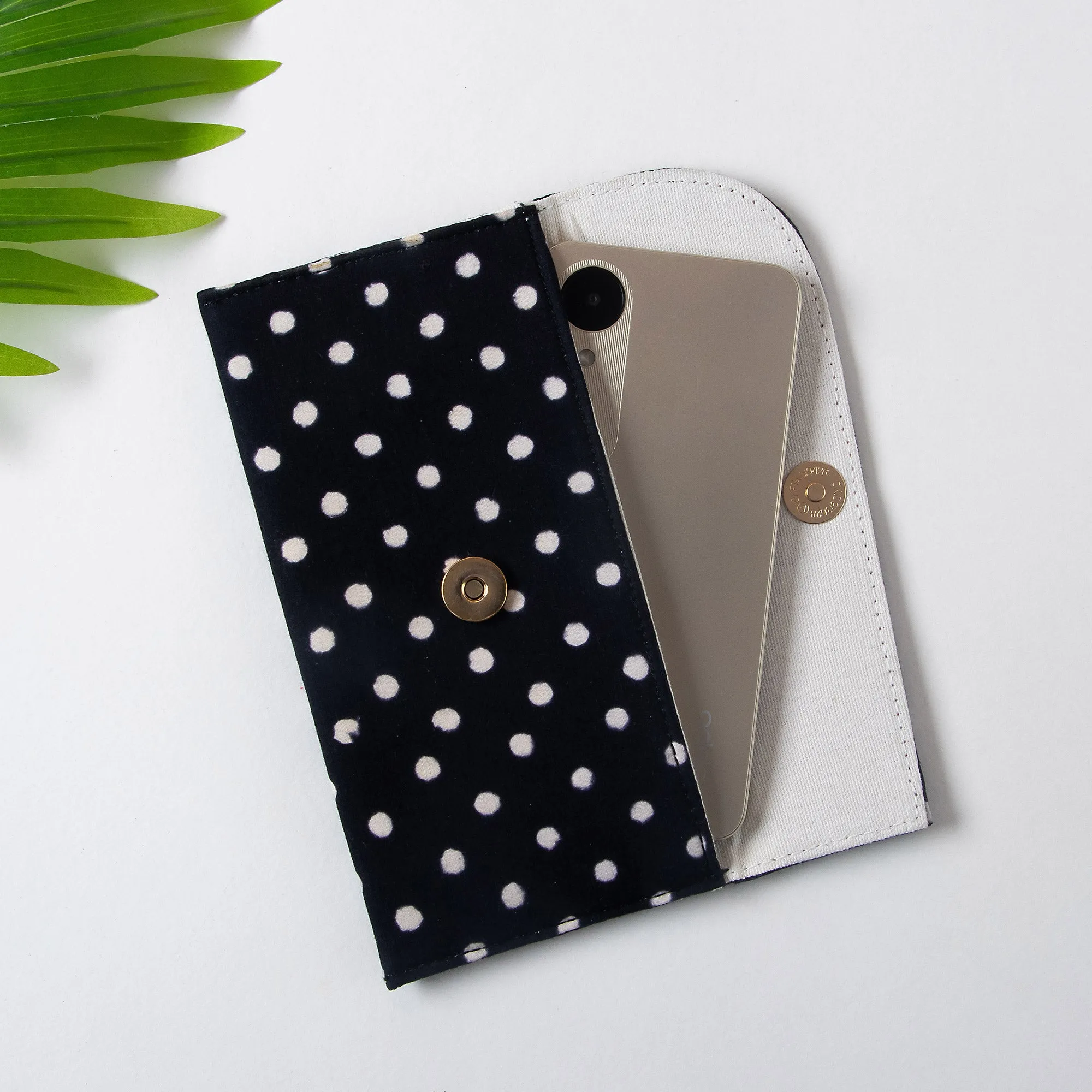 Handicraft Beautiful Polka Dots Womens Clutch Bags